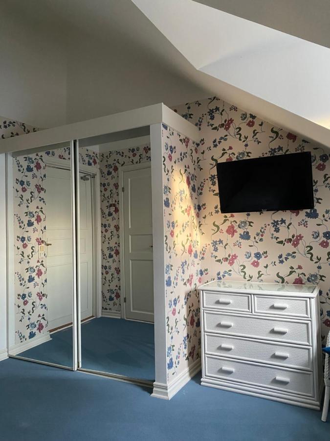 Apertins Hotell Kil Luaran gambar